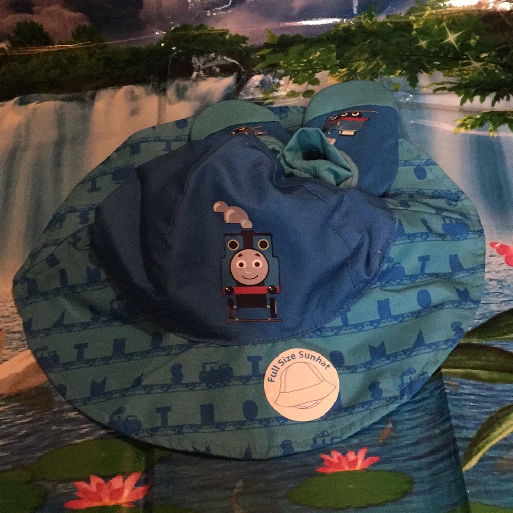 Thomas & Friends Baby Boys Set of Hat & Booties